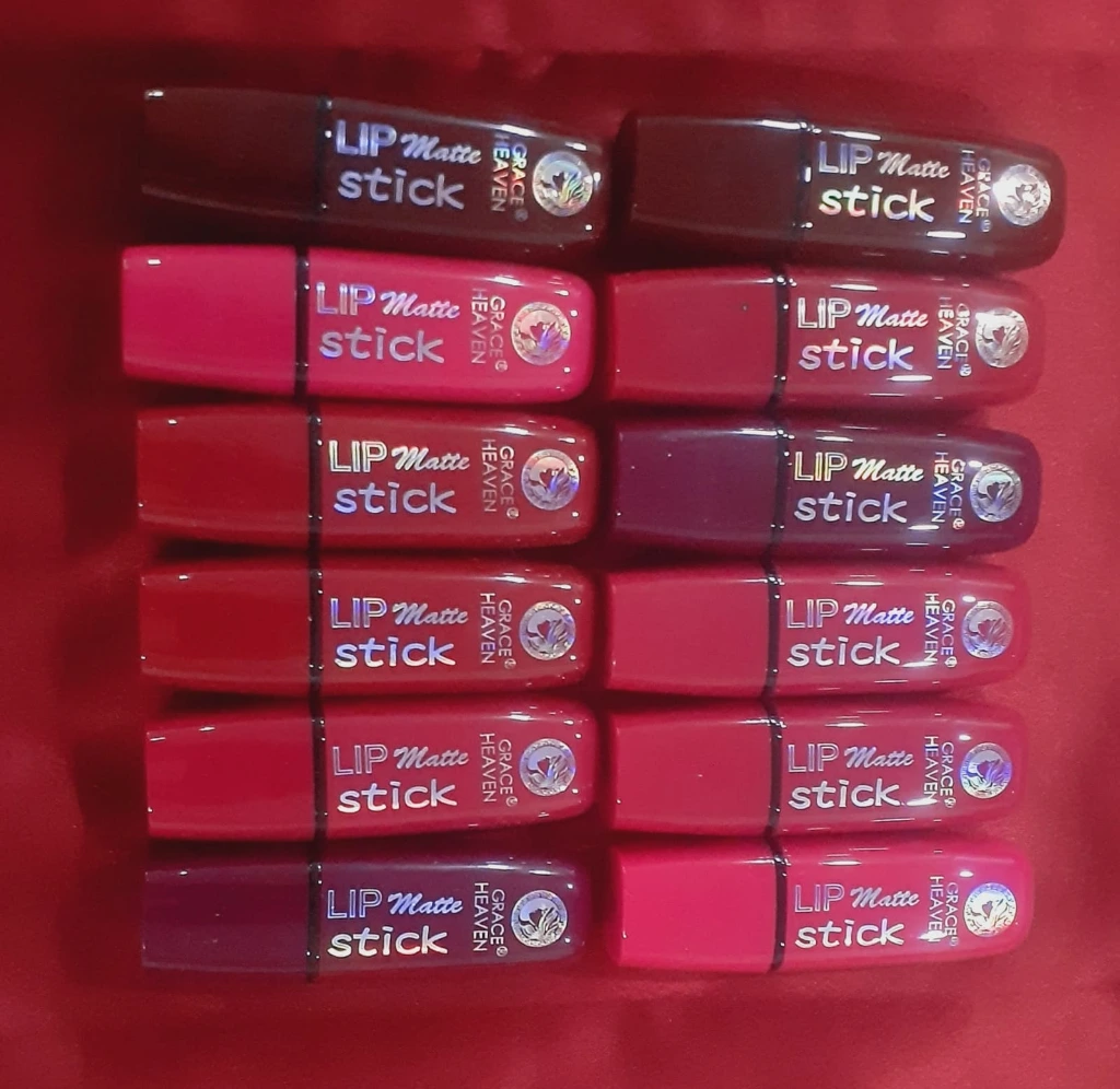 No 208.3 Lipstick.webp