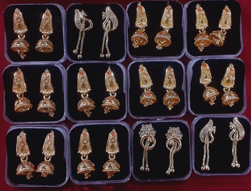 No 229.4 Gold plated.webp