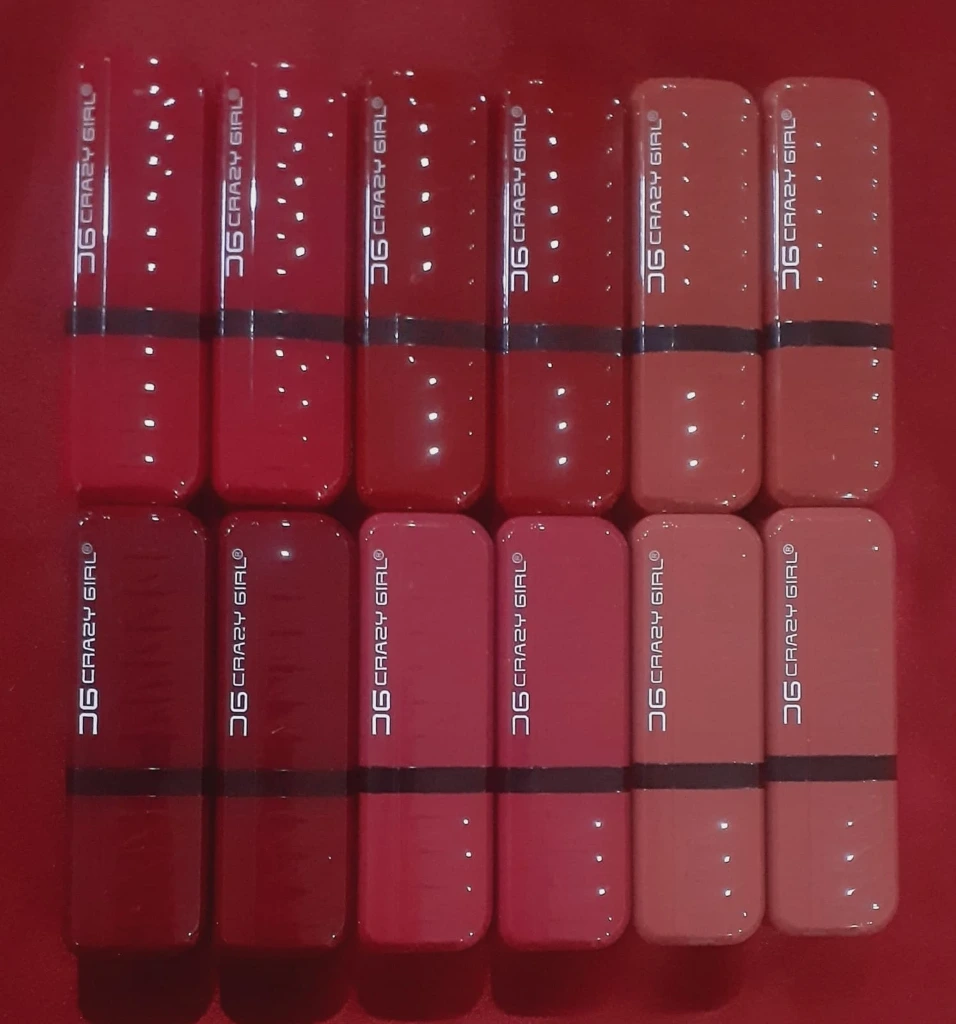 No 90.2 Lipstick.webp