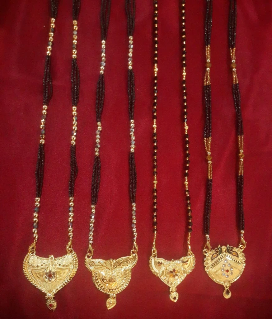 98.2 mangalsutra.webp