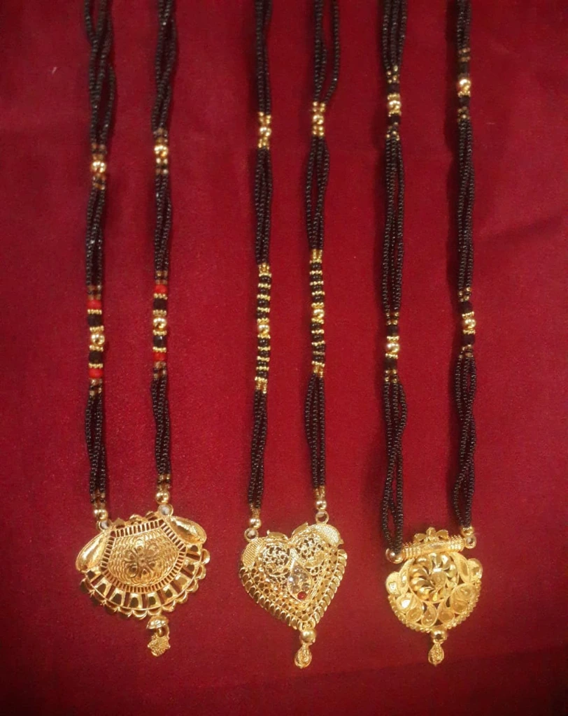 No 104.4 mangalsutra.webp