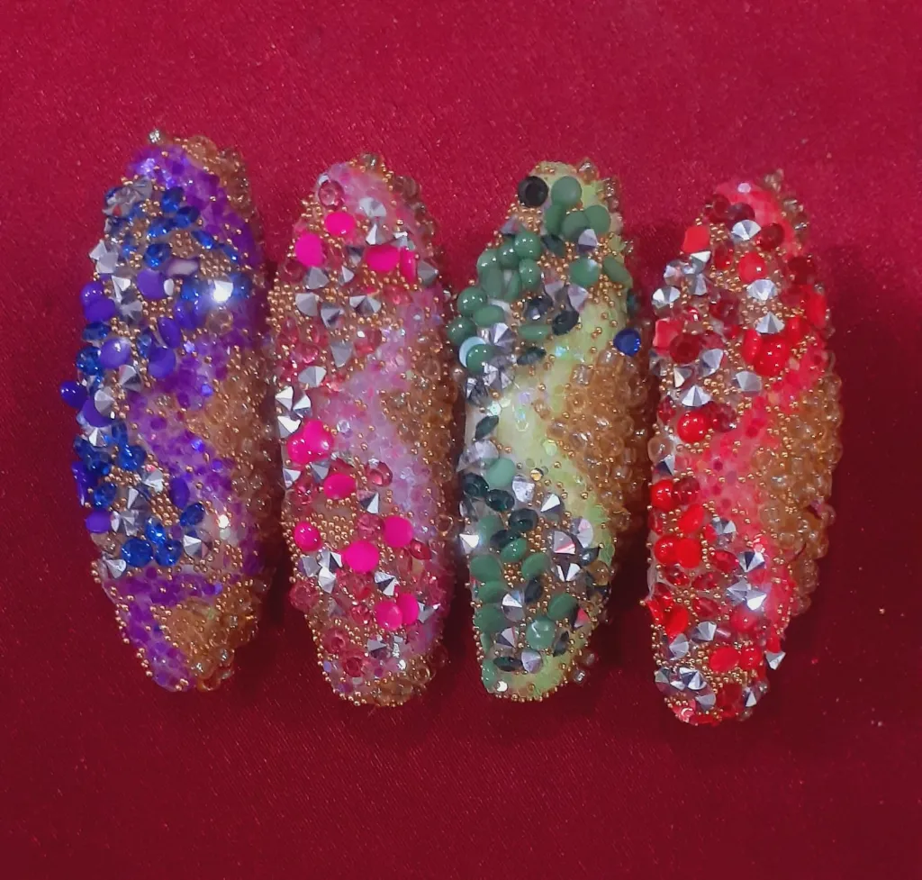 No 113.3 maftha pin.webp