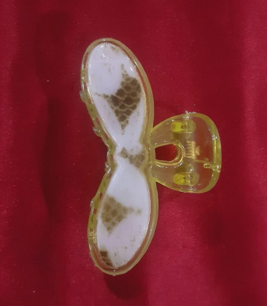 No 193 hair clip.webp