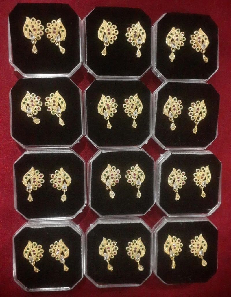 No 166 earing stud.webp