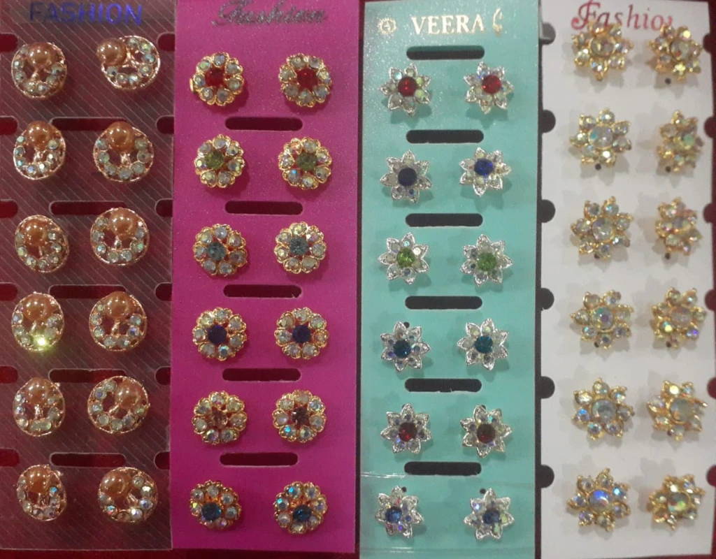 No 169 earring stud (2).webp