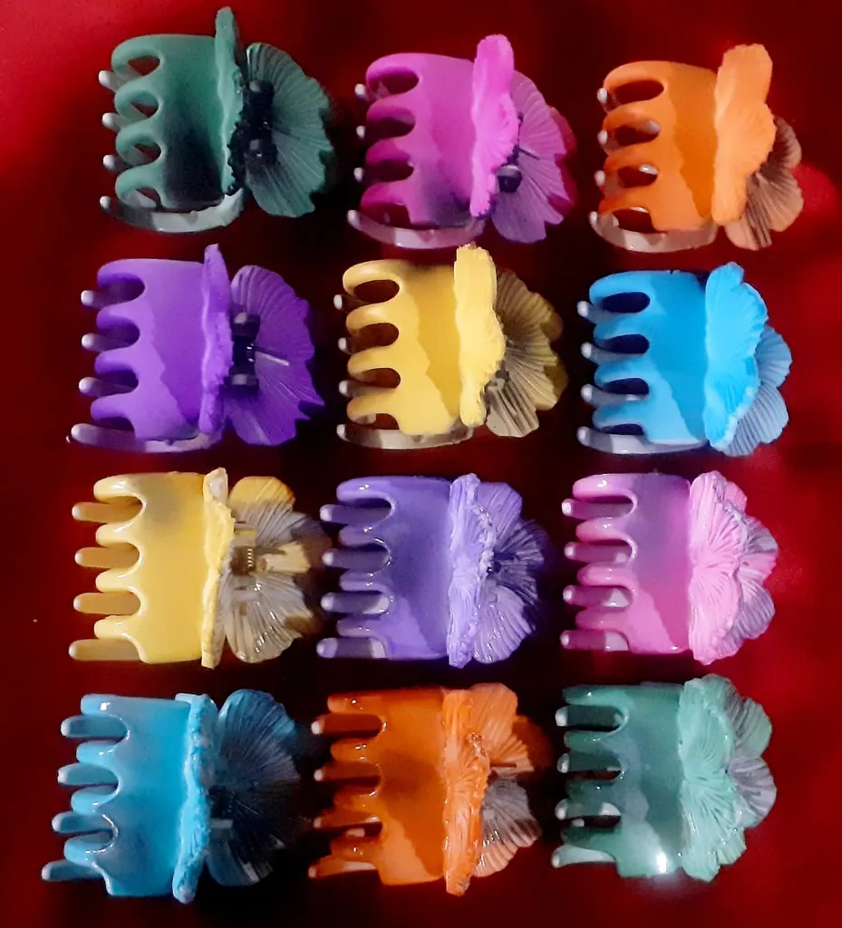 No 182.2 Hair clip.webp