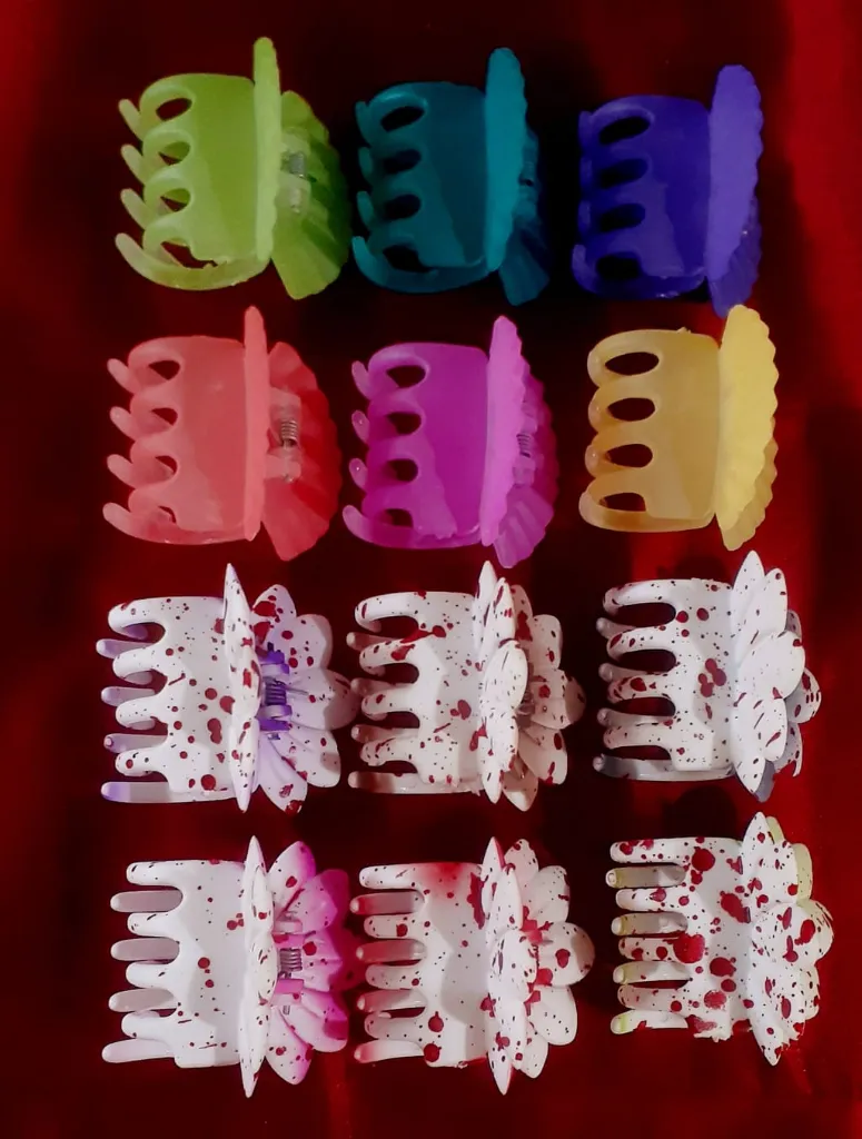 No 182.3 Hair clip.webp