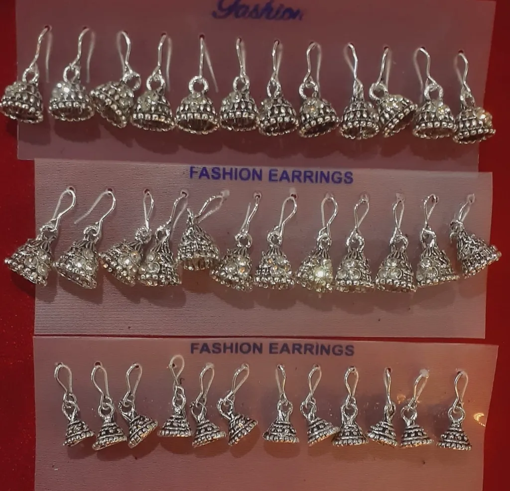 No 14.2 earring Stud.webp