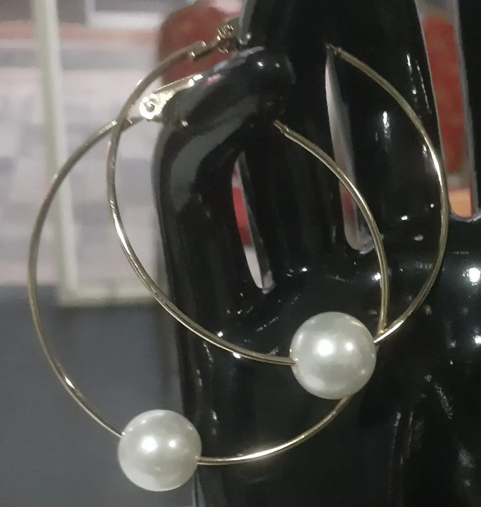 9. Gold Covering Items-7.webp