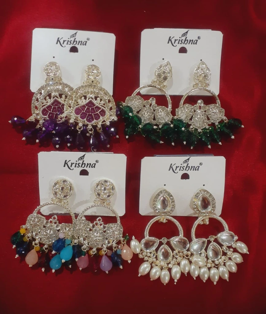 Earring hanging No 32.2.webp