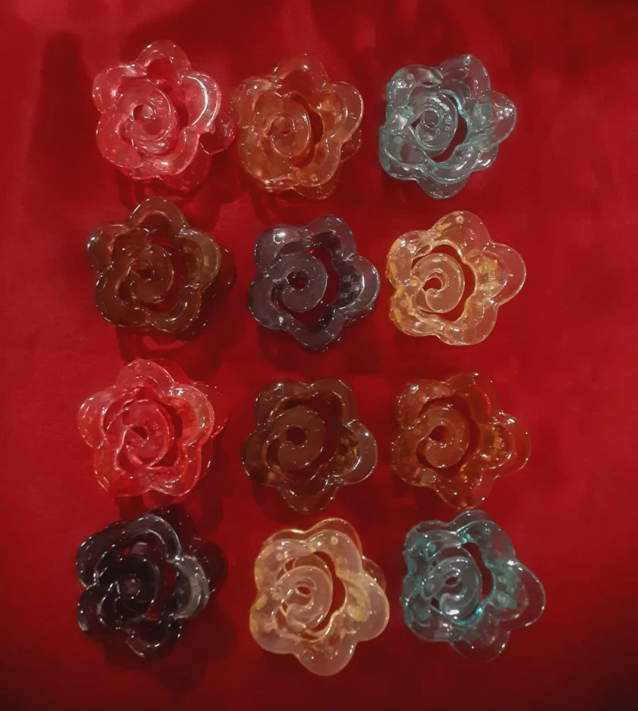 No 123.2 Hair Clip .webp