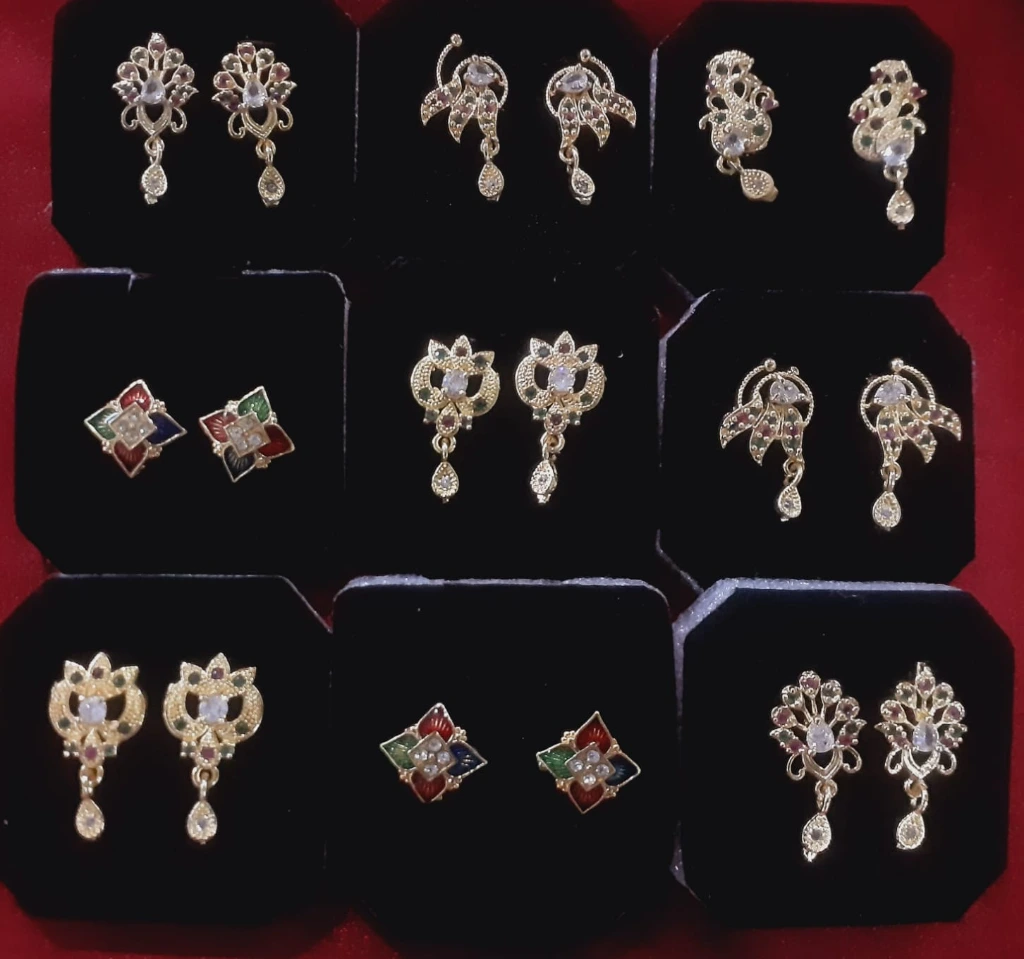 No 135.4 Gold plated.webp