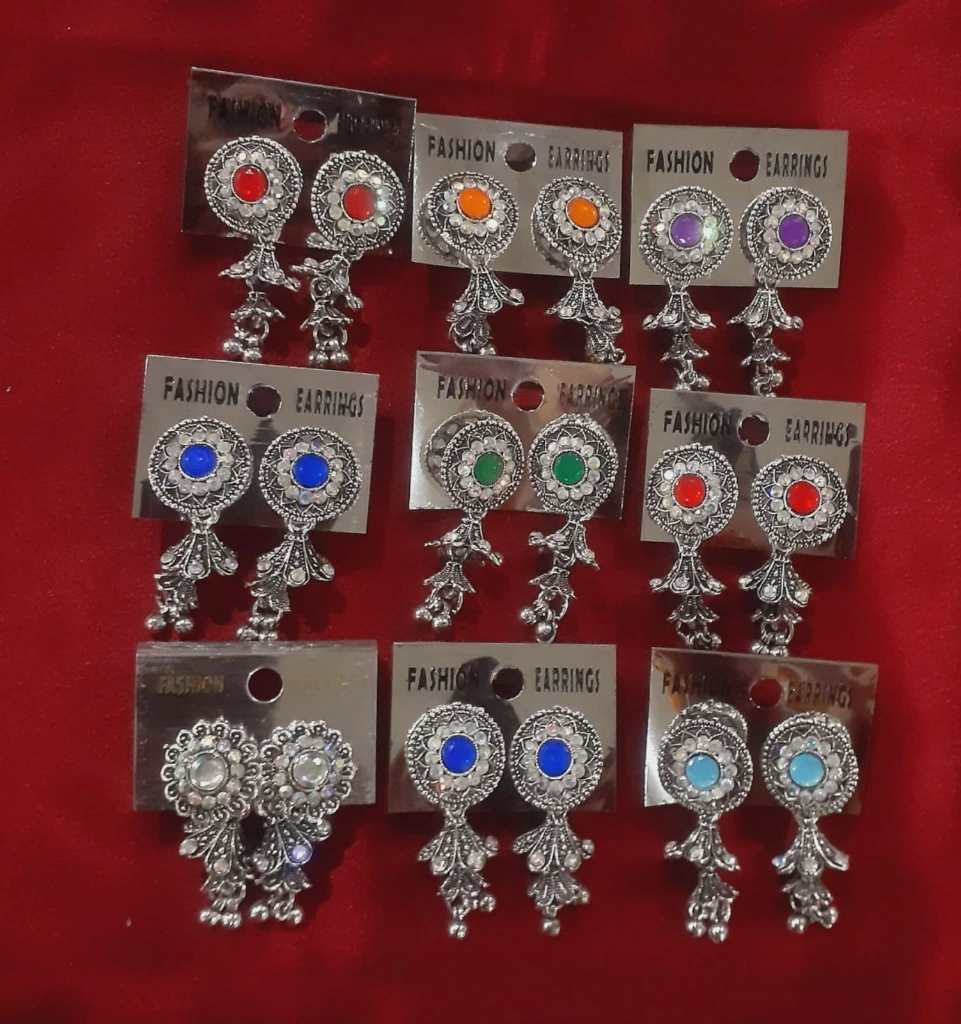 No 138.2 Earrings.webp