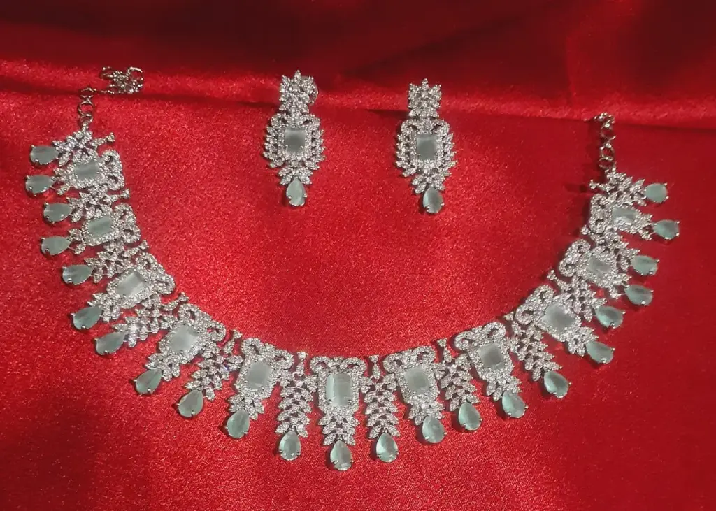 KP00149- Necklace Silver  Stone
