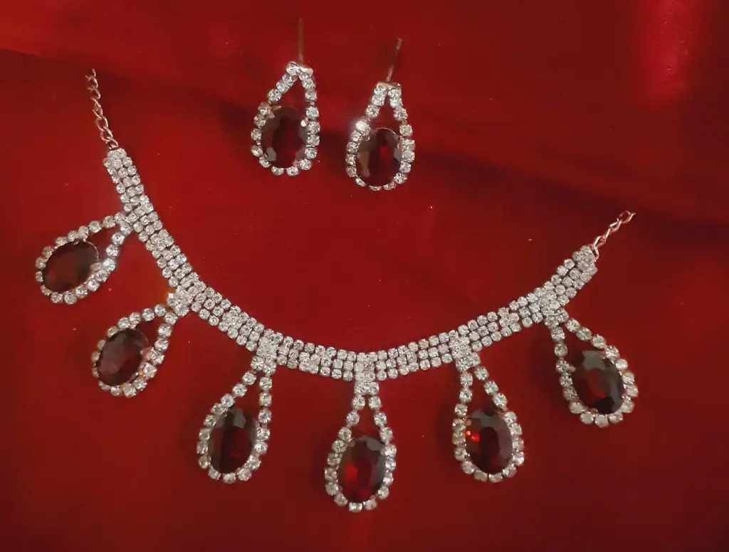 KP00172-Jewellery Crystal