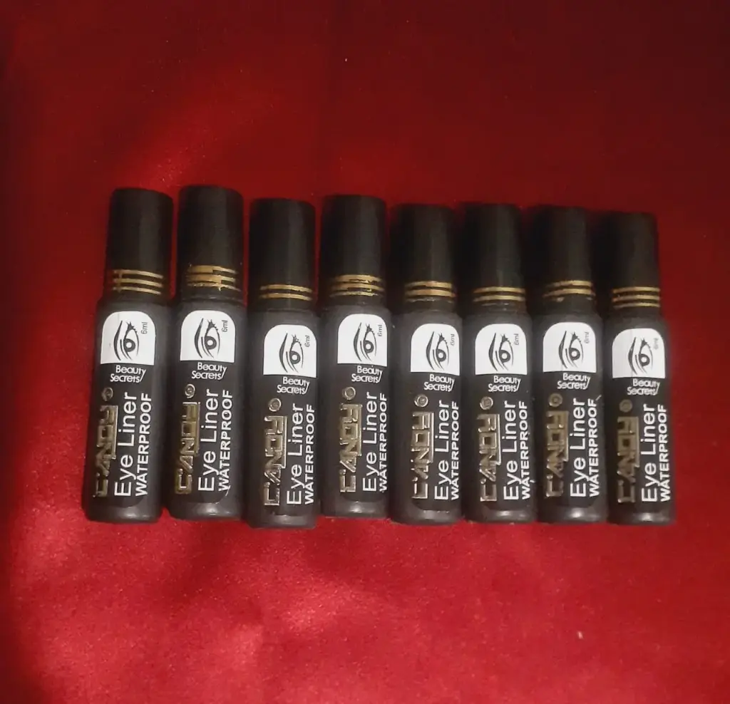 WH269-0000551 - Eye Liner Muskara