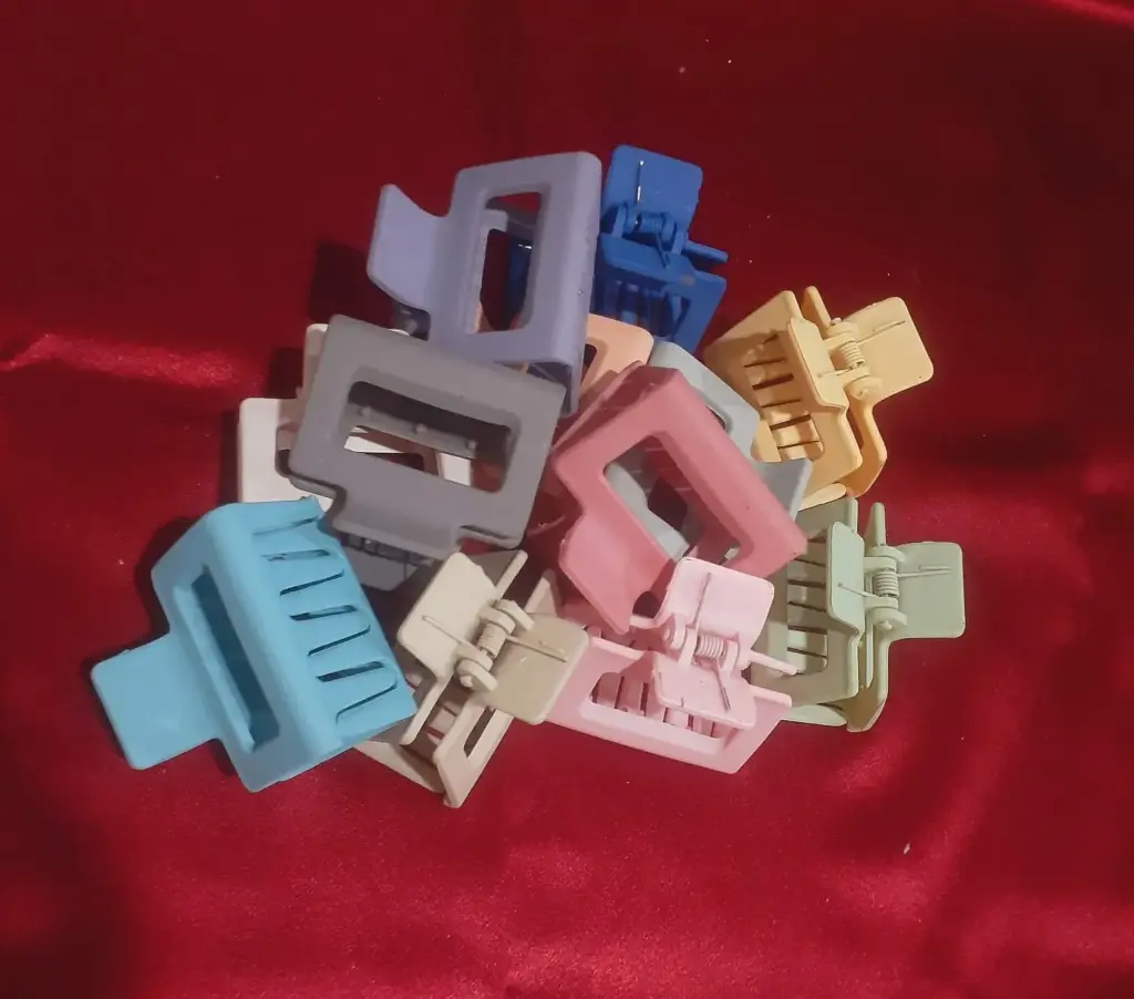 WH290-0000572 - Hair Clip