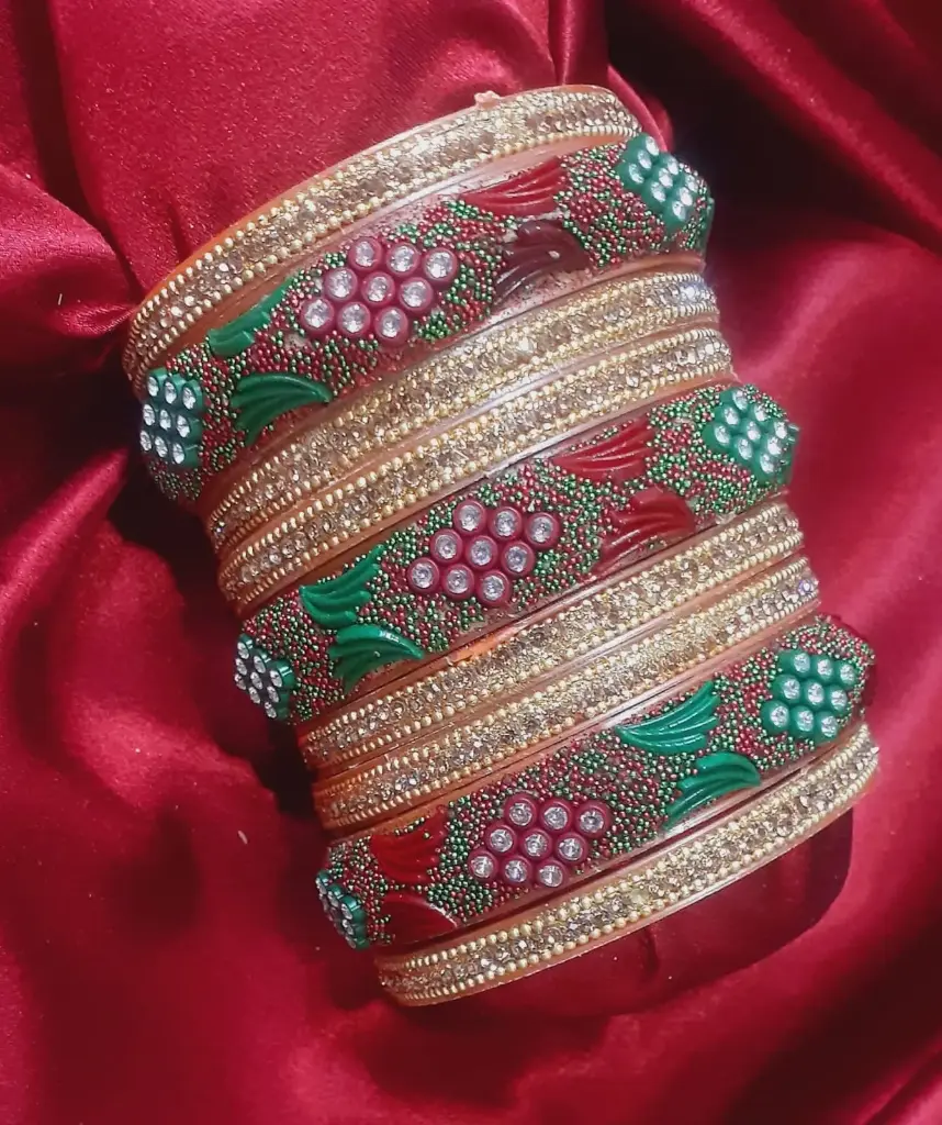 WHB17-0000199 - Bangles - Type 17