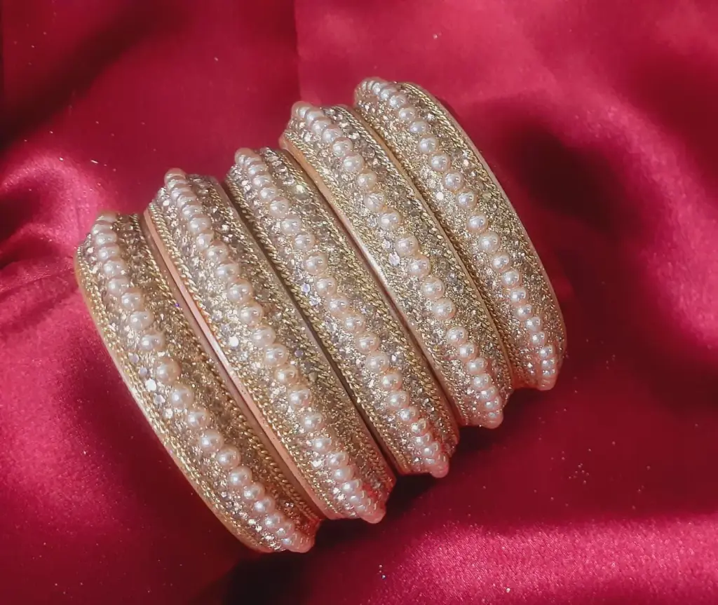 WHB26-0000208 - Bangles - Type 26-2