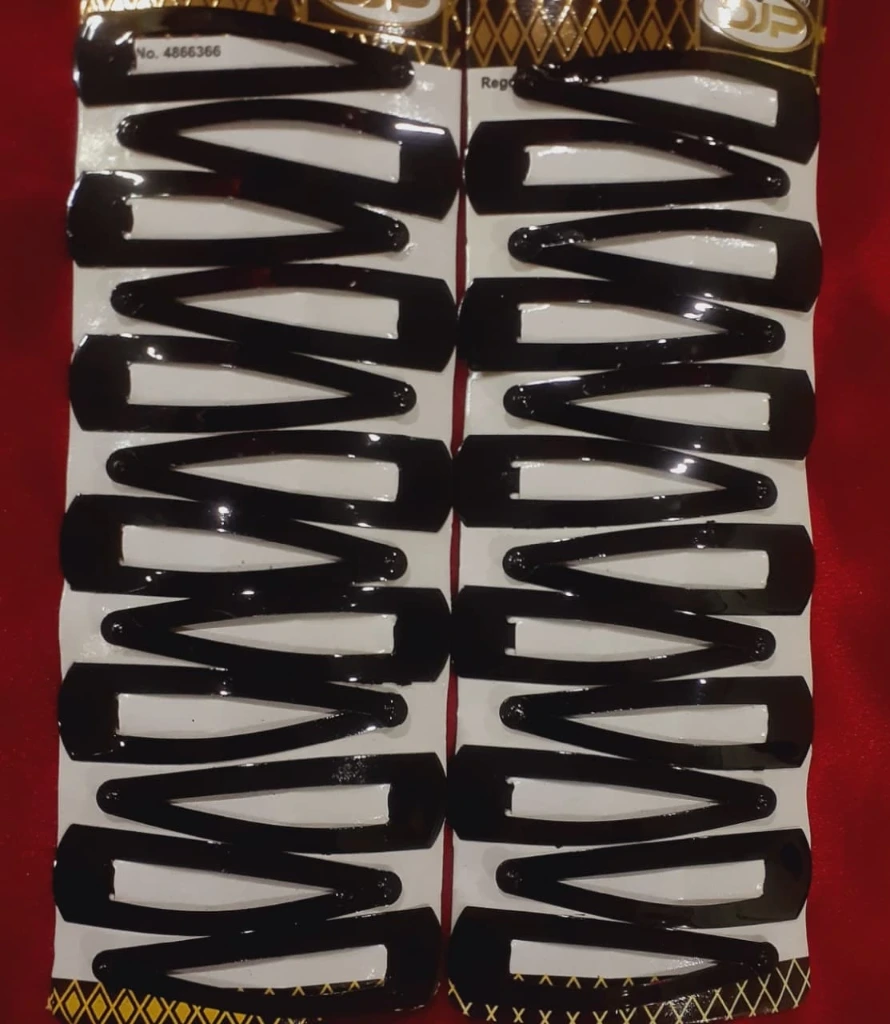 WH29-0000211 - Hair Clip Black One Pair