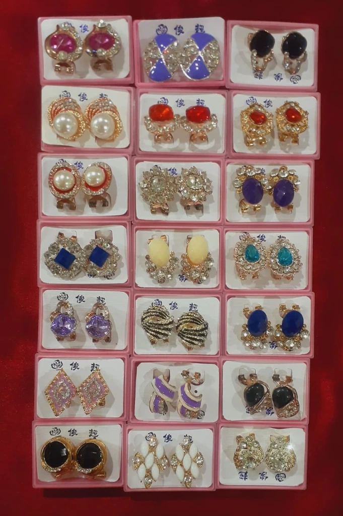 WH39-0000321 - Earrings-Stud