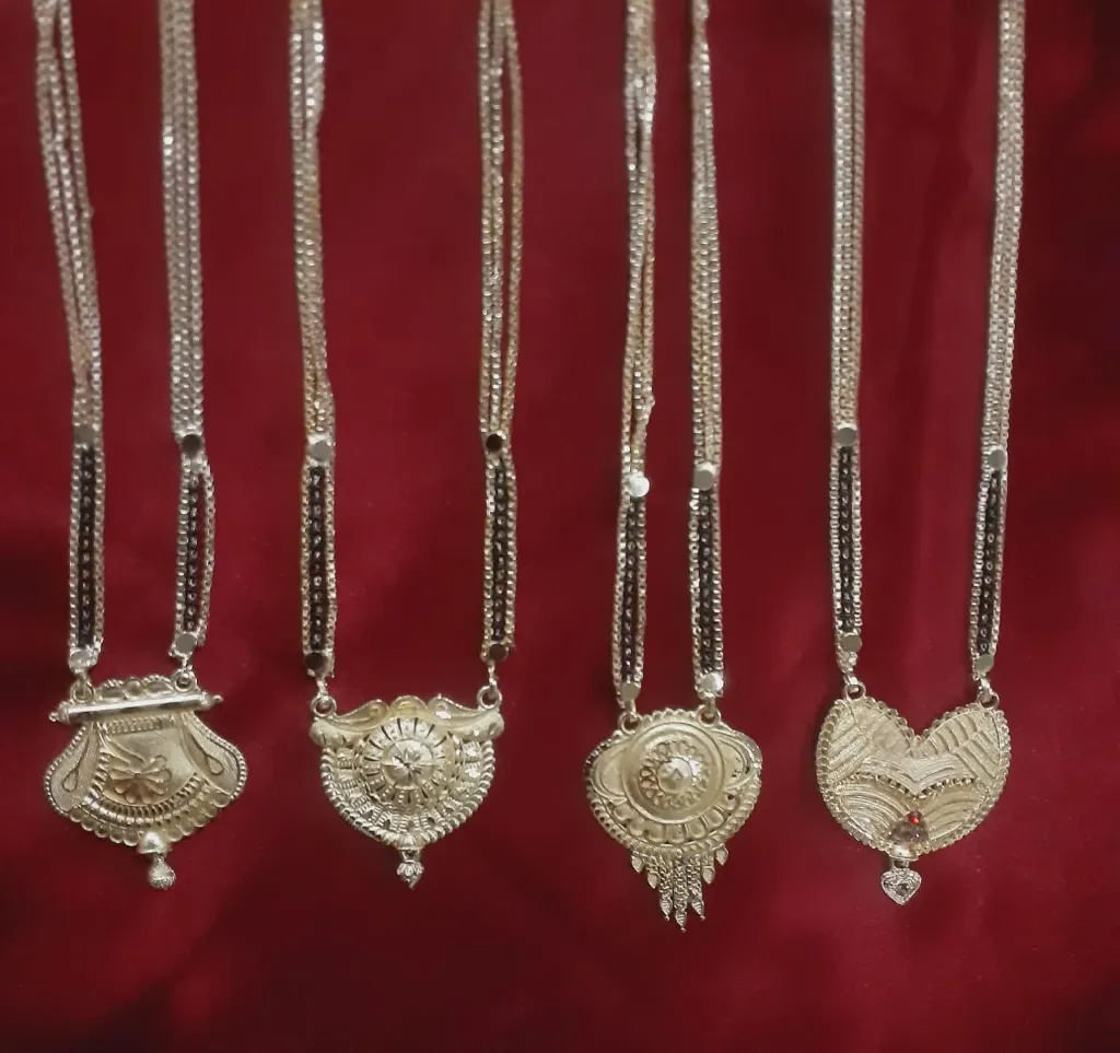 WH59-0000341 - Mangal Sutra-gold plated chain with locket