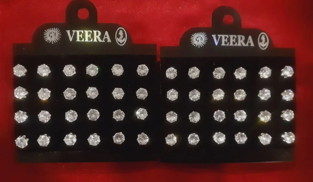 WH224-0000506 - Earrings (Studs)