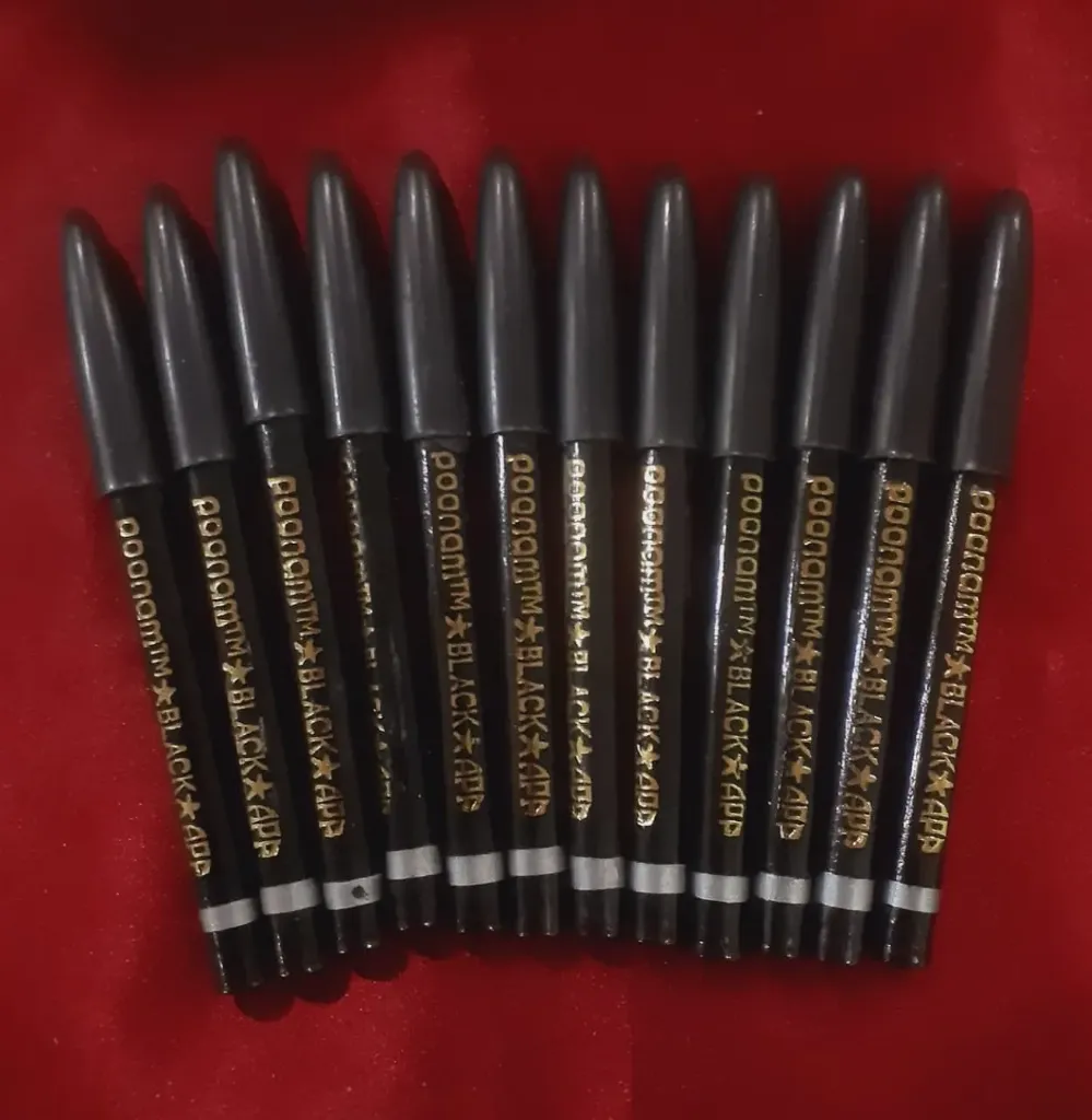 WH253-0000535 - Eyebrow pencil