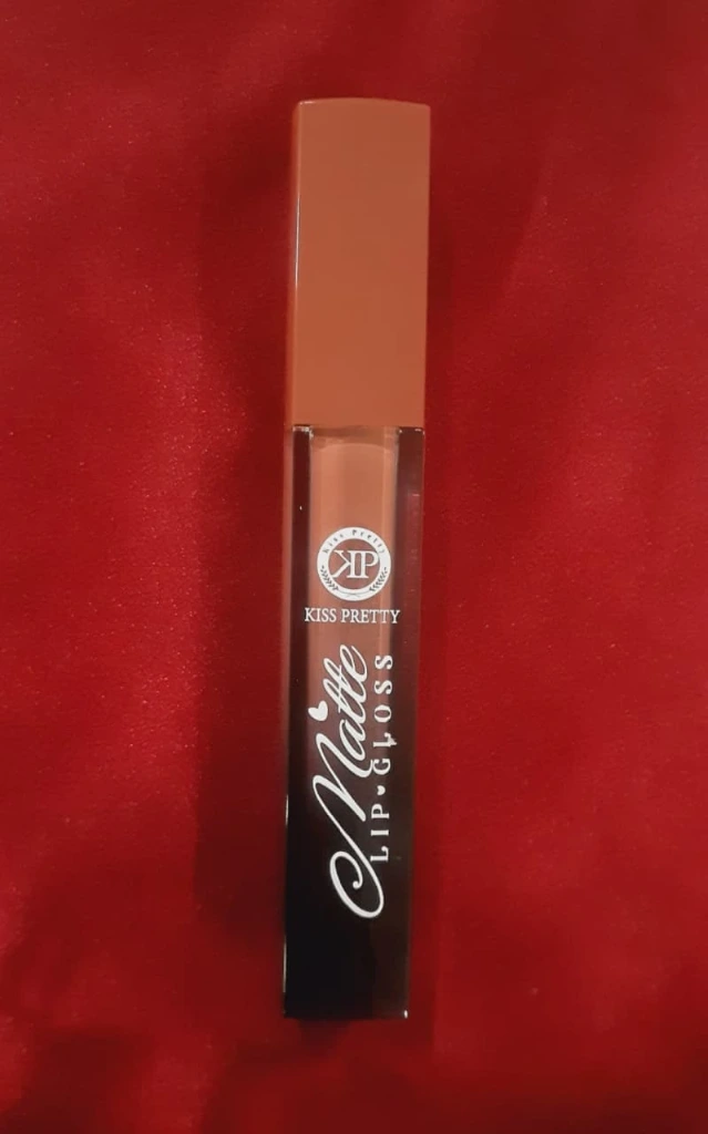 WH300-0000582 - Lipstick (Matte Lip Gloss)