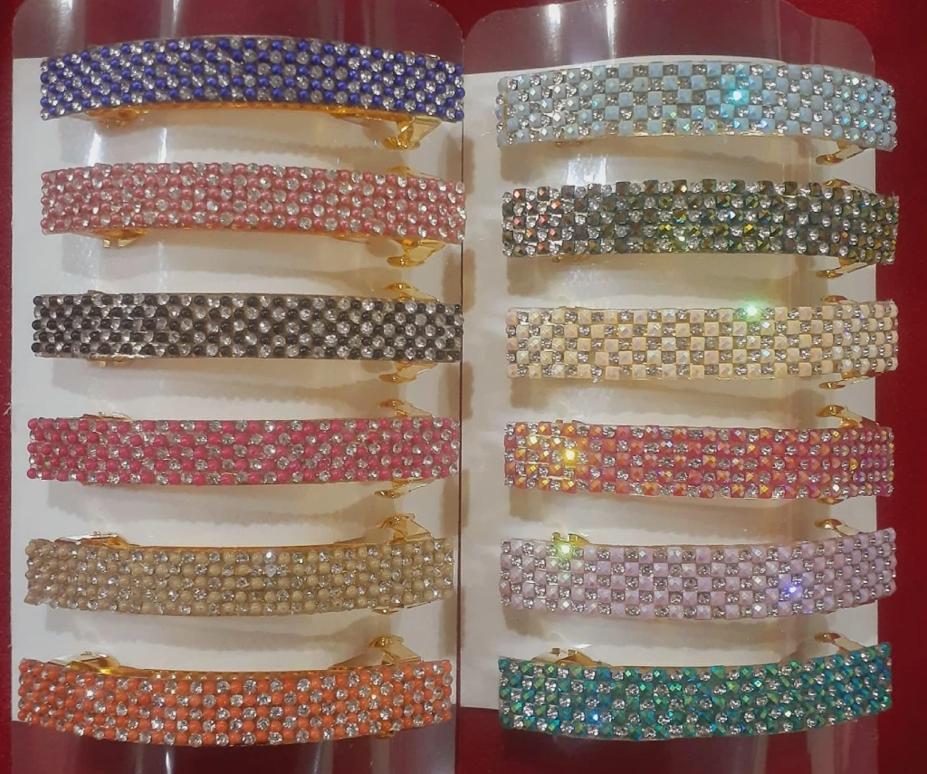 WH172-0000454 - Clip stone