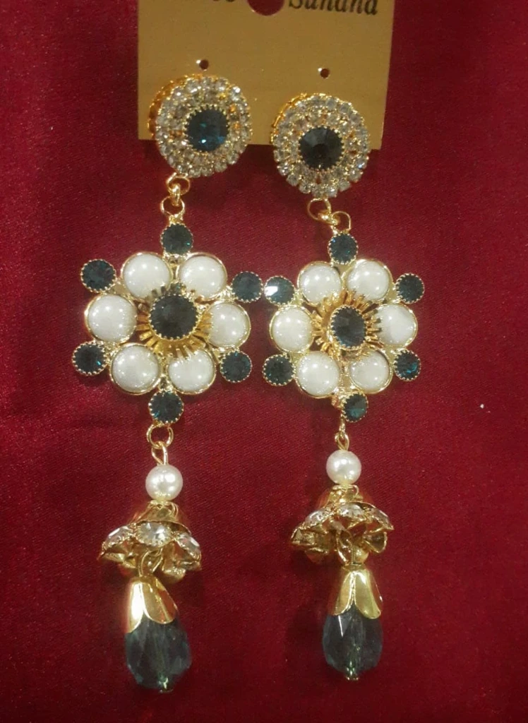 WH170-0000452 - Earrings- Jhumki