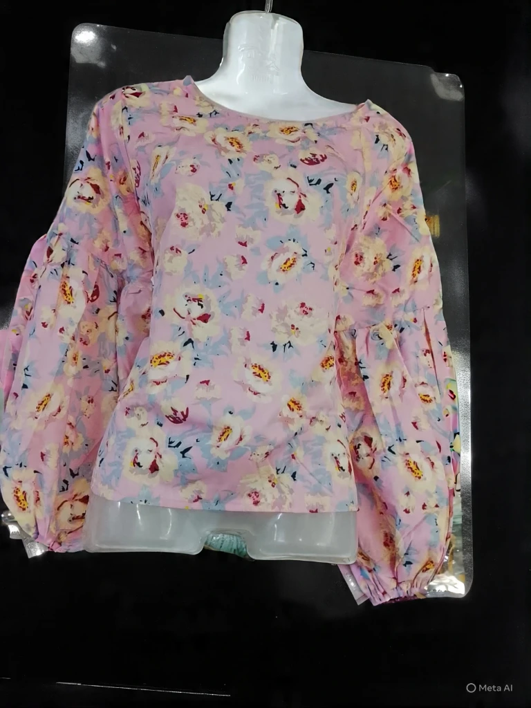 CW-00001025 - MT392 - Western Outfit