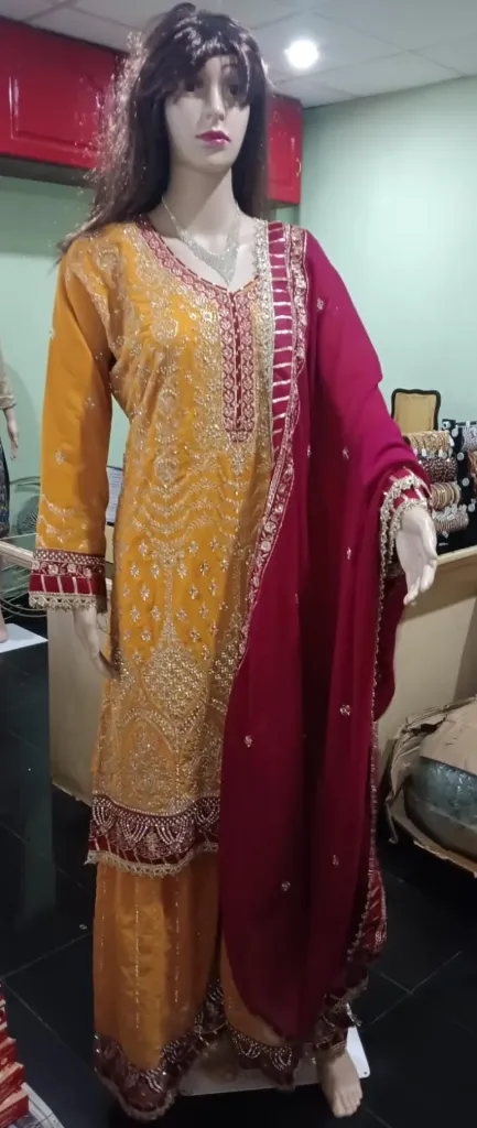 FL-00001044 - Party Wear