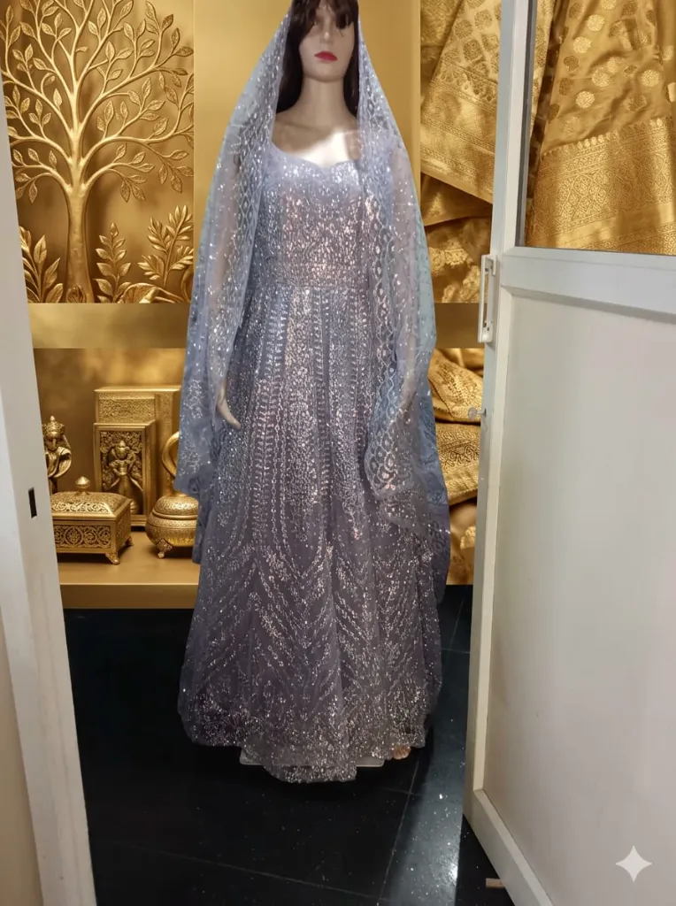 BP-00001148 - Suit / Gown