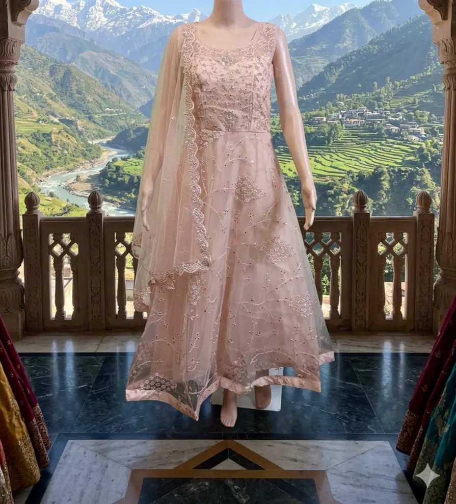 BP-00001151 - Suit / Gown
