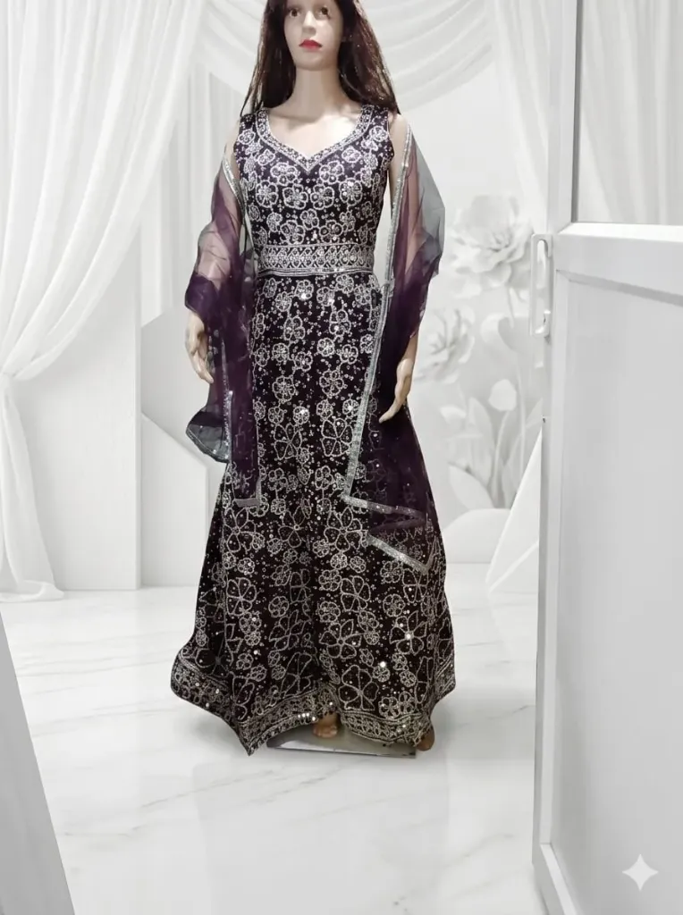 BP-00001156 - Suit / Gown