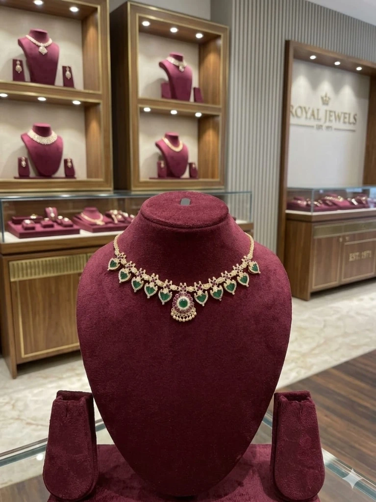 AG623-Palakka Neclace