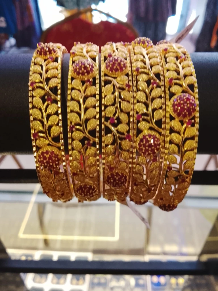 AG601-Ad Bangles
